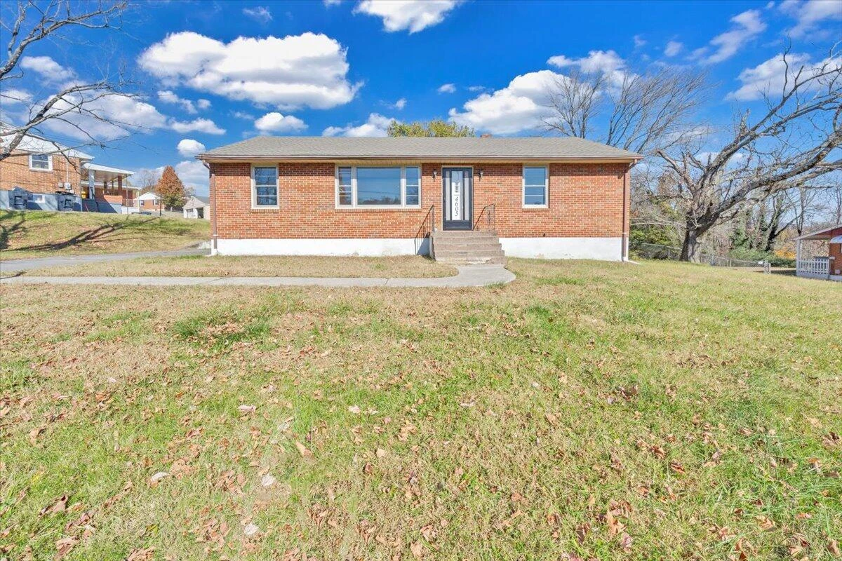 4605 PEACH TREE DR NW - Photo 37
