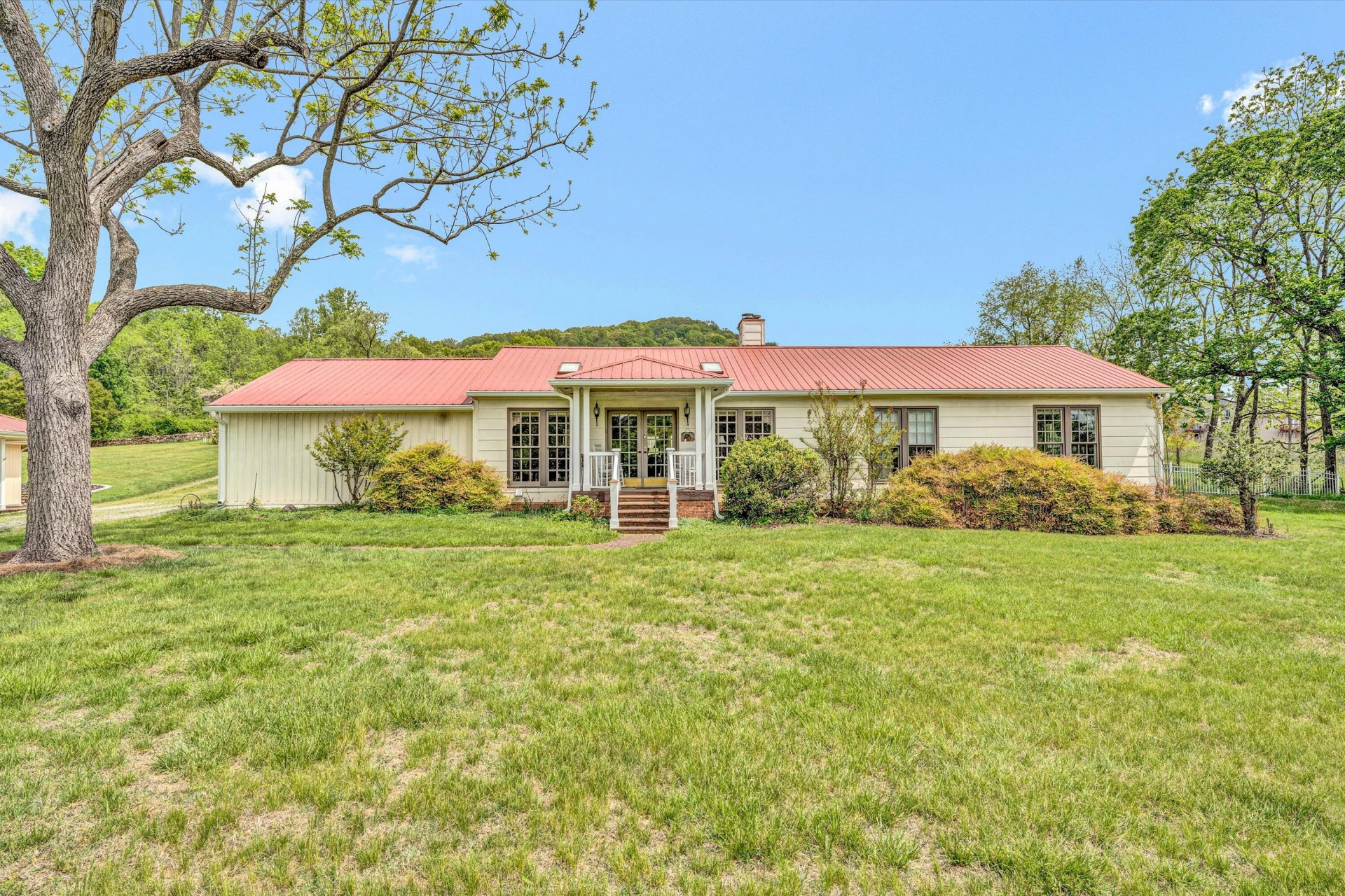 1812 Mountain View RD #& 1816 - Photo 2