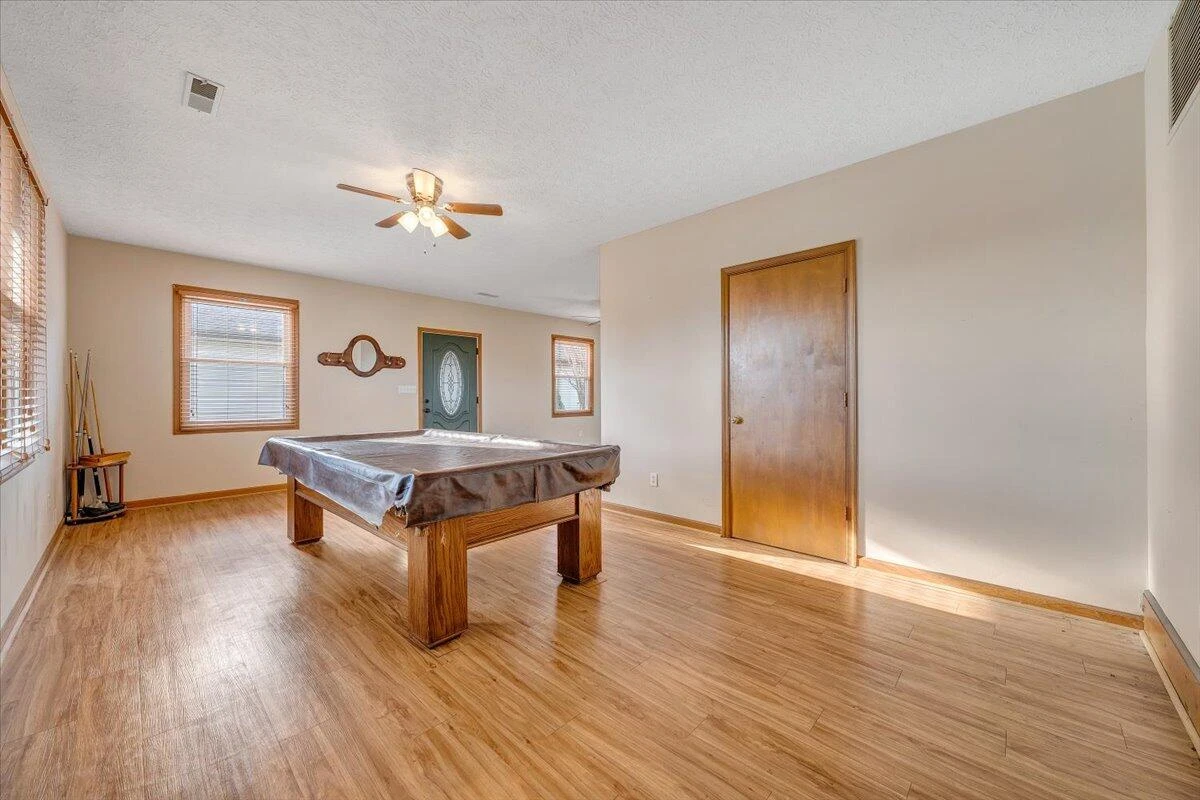 112 Donegal LN - Photo 21