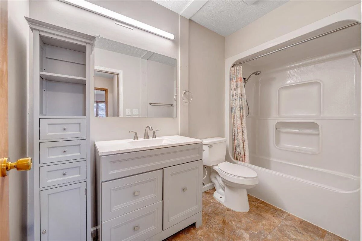 112 Donegal LN - Photo 24