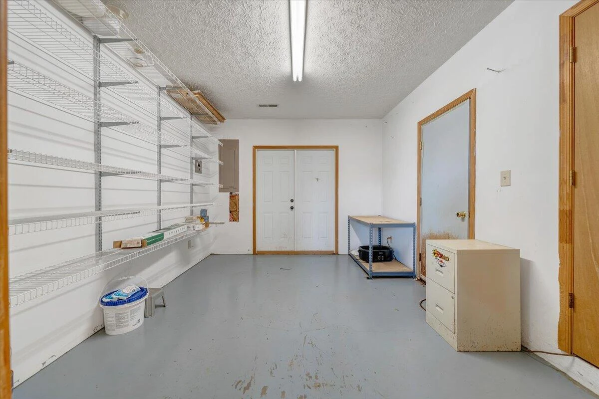 112 Donegal LN - Photo 31