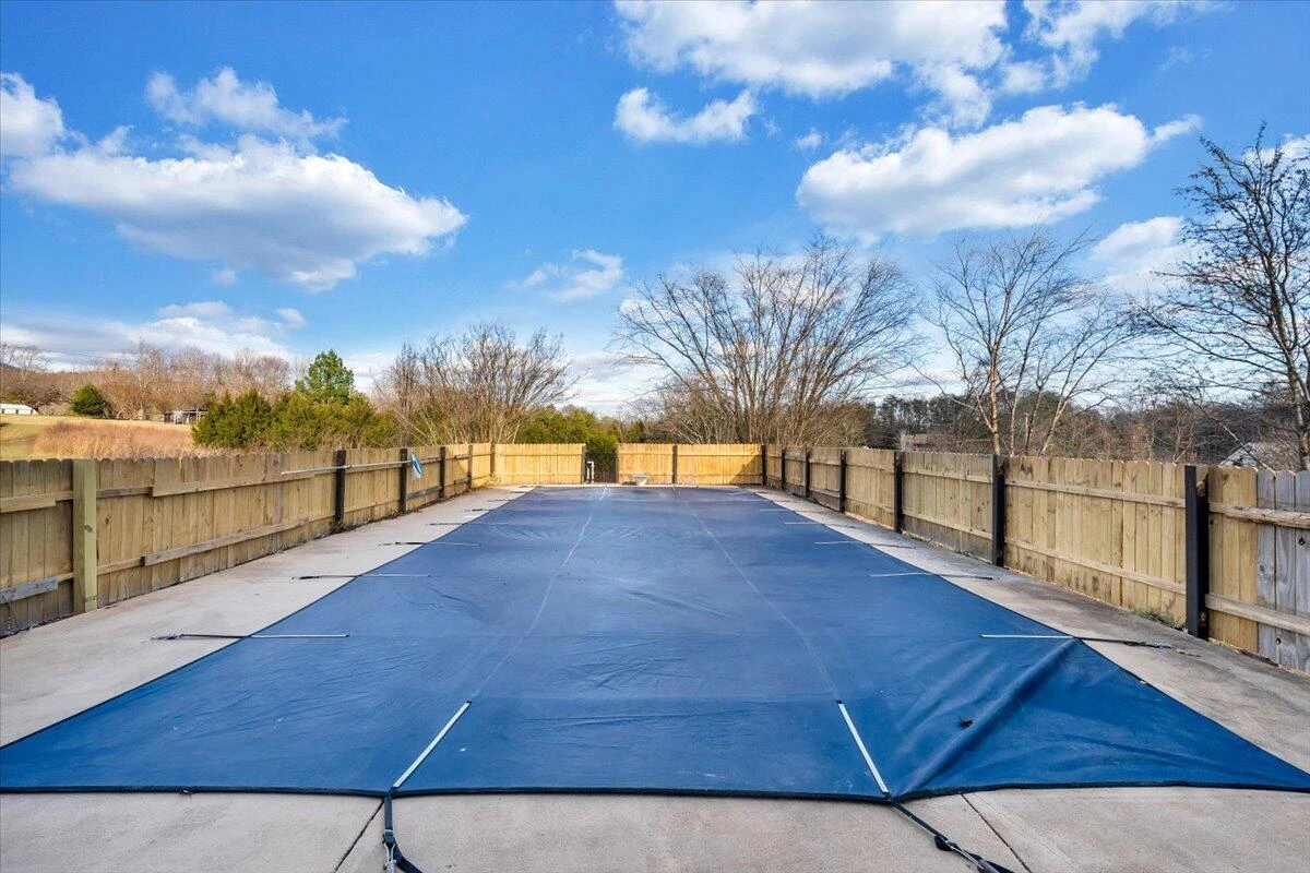 112 Donegal LN - Photo 36