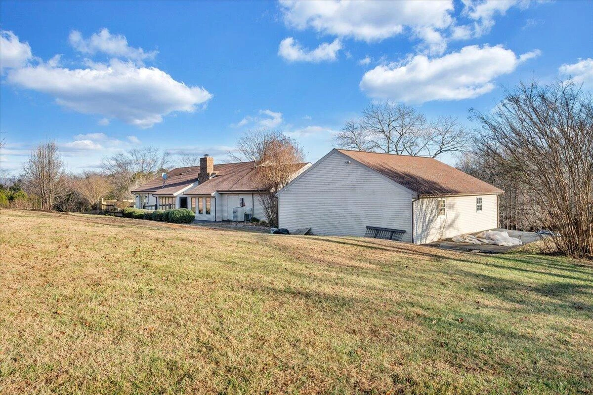 112 Donegal LN - Photo 40
