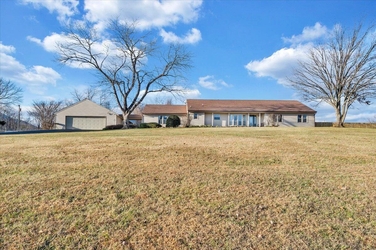 112 Donegal LN - Photo 43