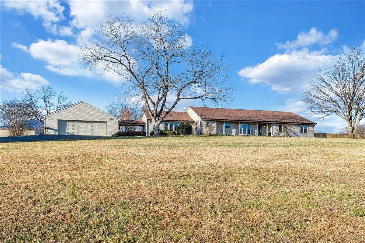 112 Donegal LN - Photo 44