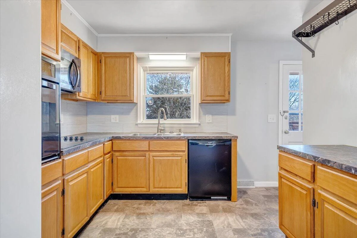 5727 Santa Anita TER - Photo 10