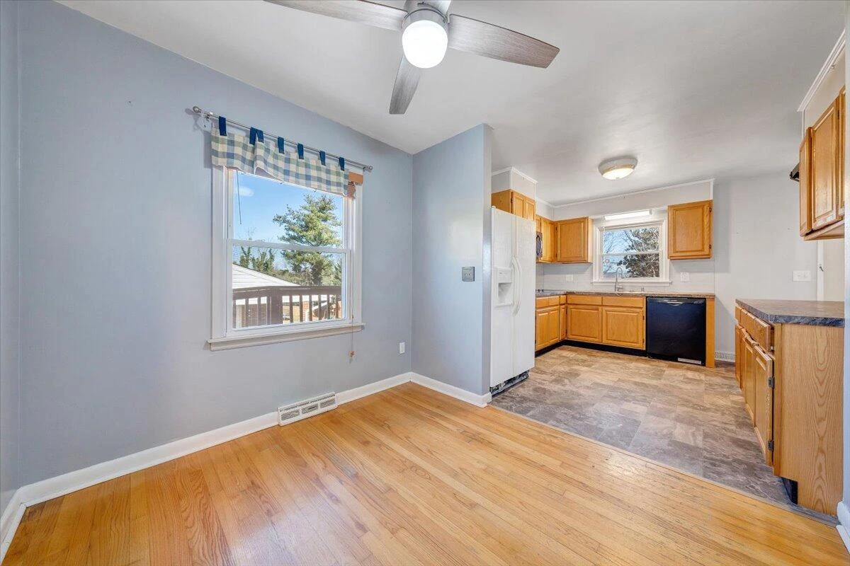 5727 Santa Anita TER - Photo 8