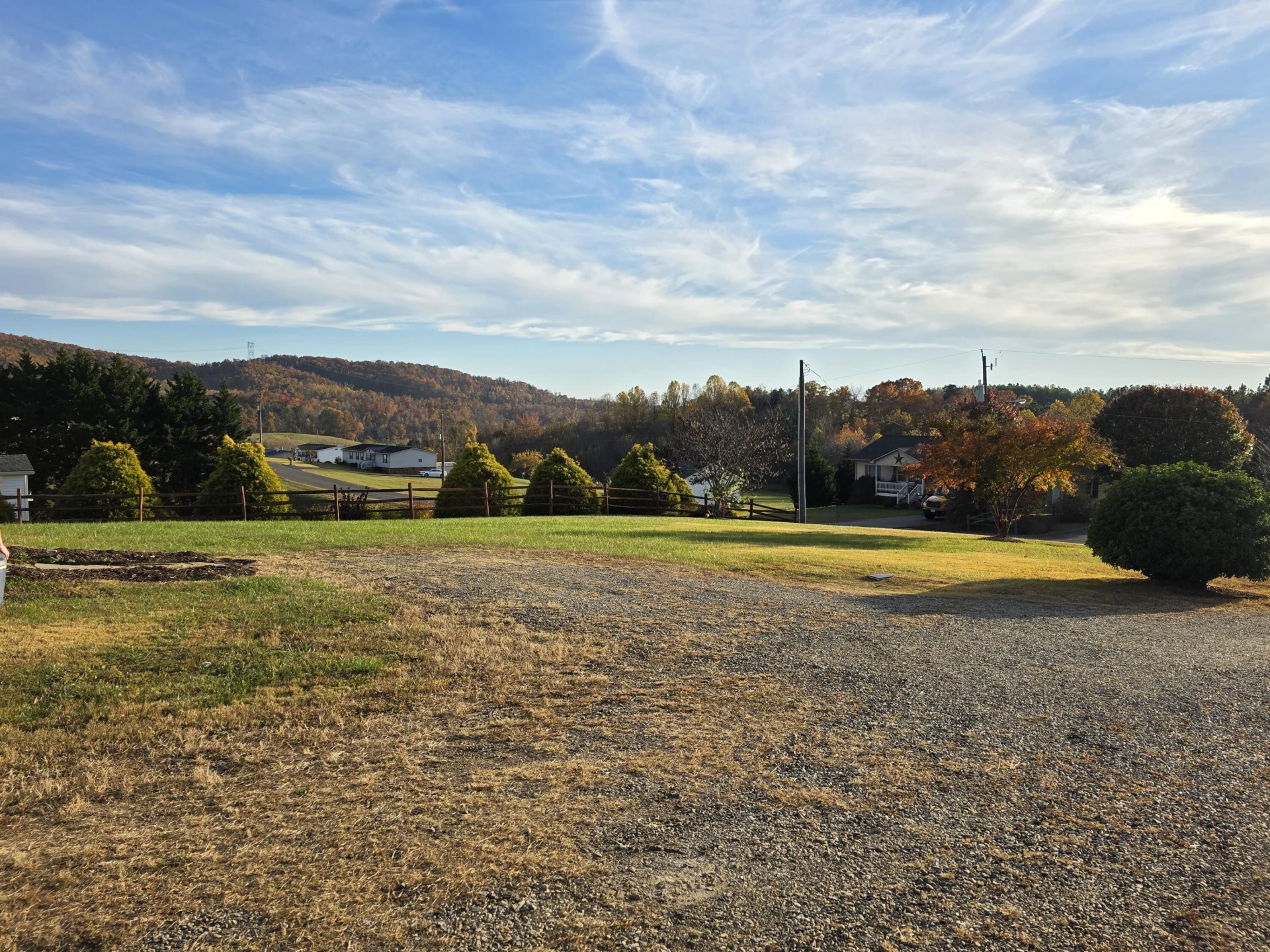 85 Chestnut Meadows DR - Photo 2