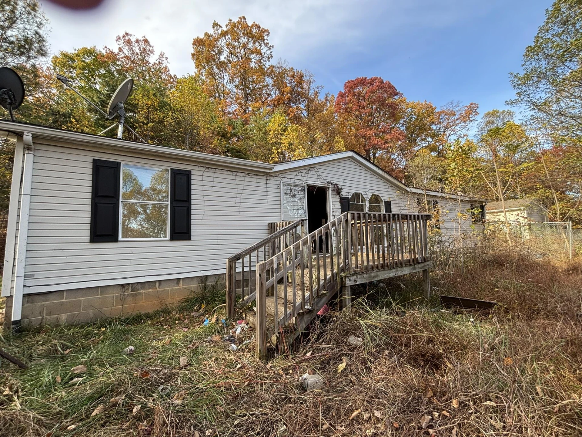 8444 Jeters Chapel RD
