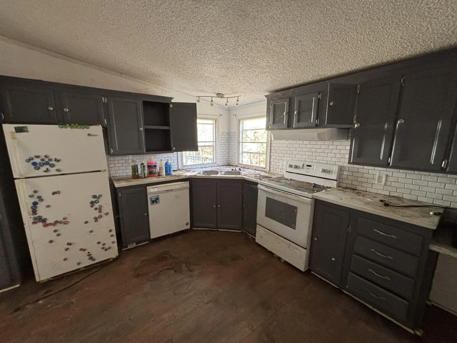 8444 Jeters Chapel RD - Photo 5