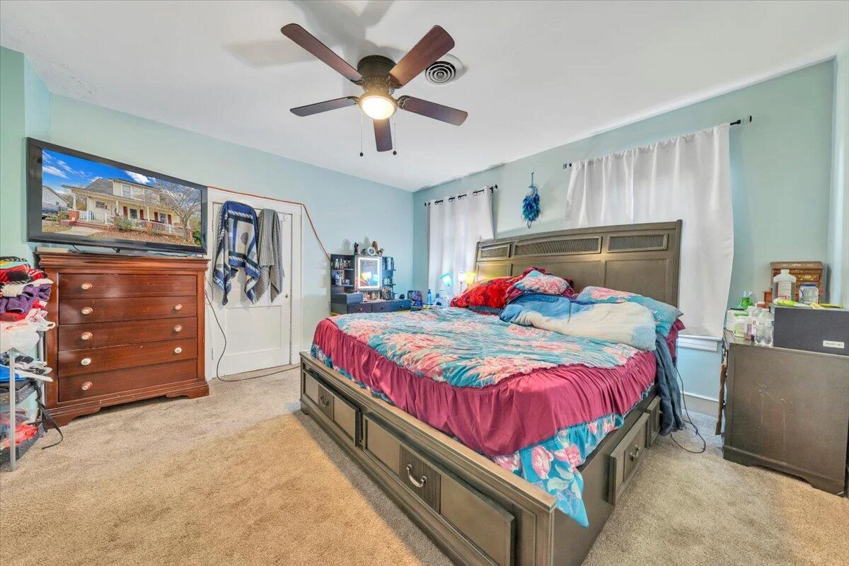 2836 Clifton ST NW - Photo 14