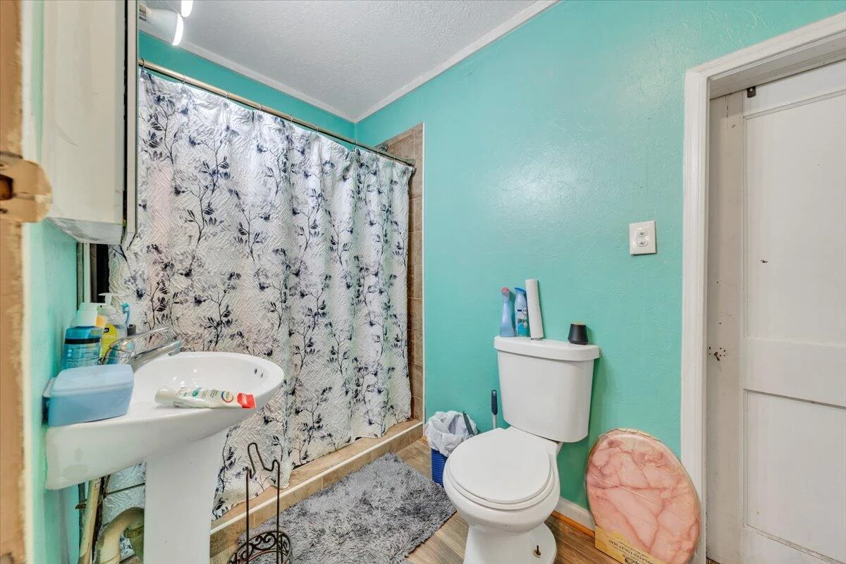 2836 Clifton ST NW - Photo 20
