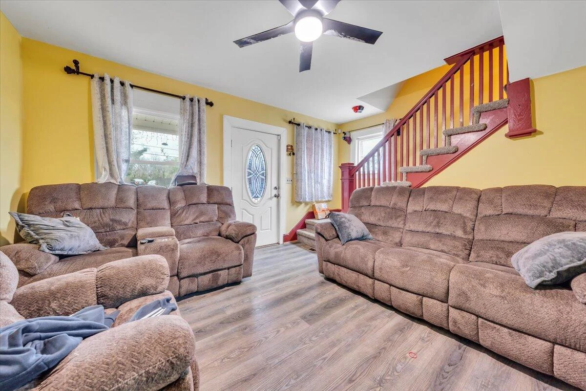 2836 Clifton ST NW - Photo 3