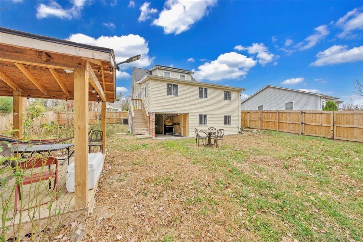 2836 Clifton ST NW - Photo 35