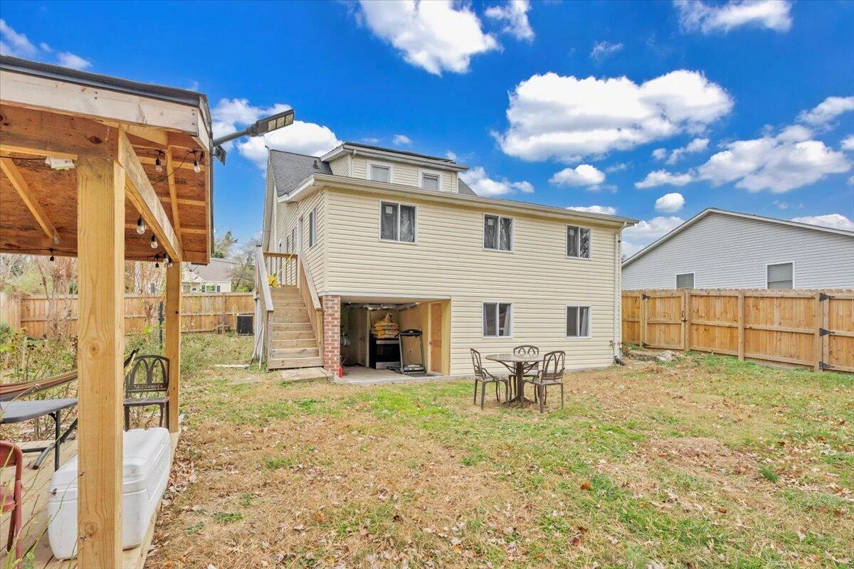 2836 Clifton ST NW - Photo 36