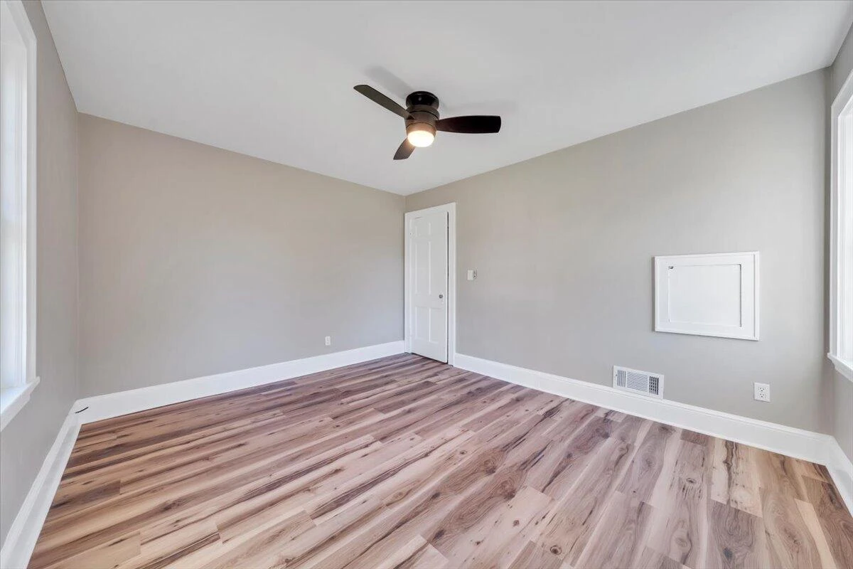 2206 Garstland DR NW - Photo 16