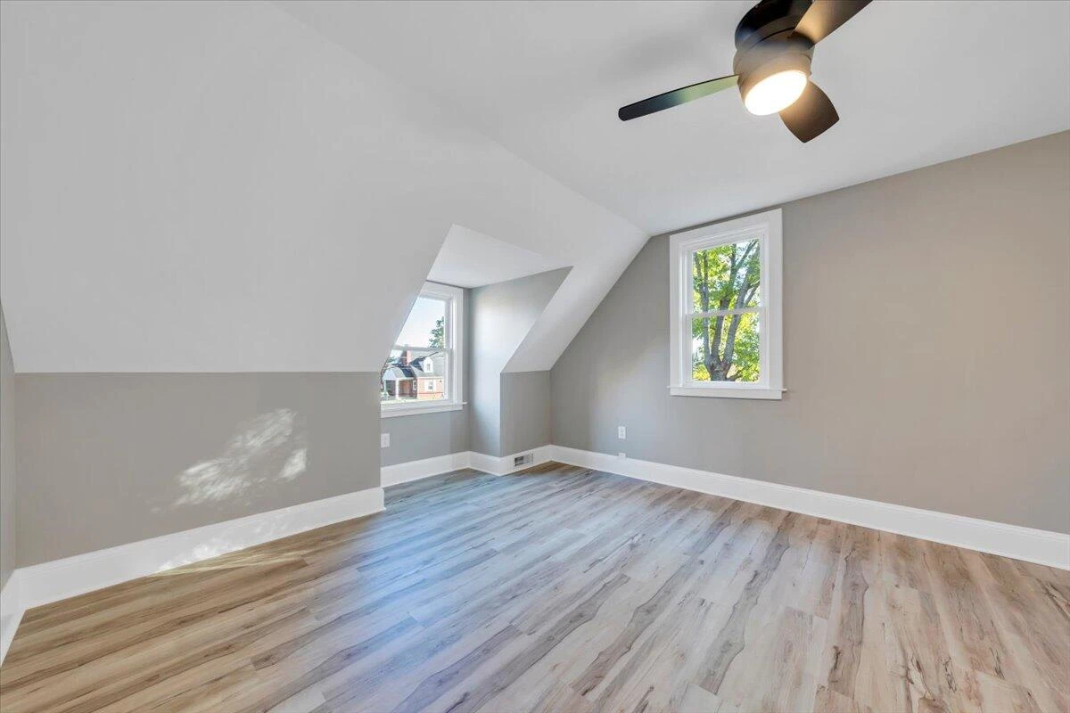 2206 Garstland DR NW - Photo 21