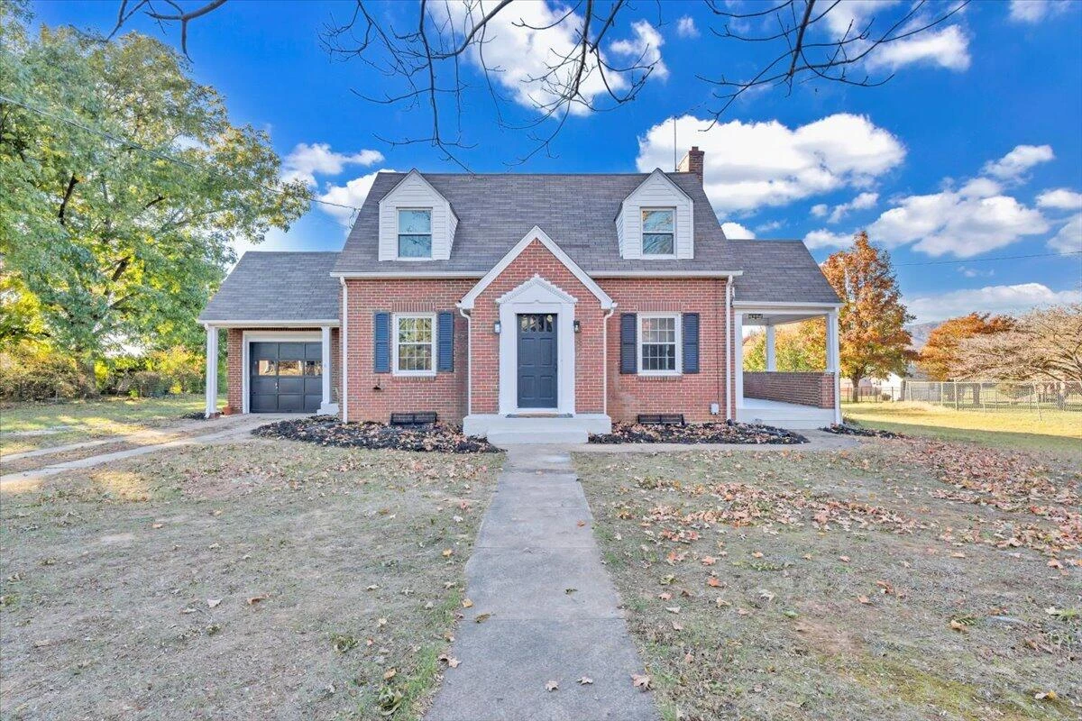 2206 Garstland DR NW - Photo 37