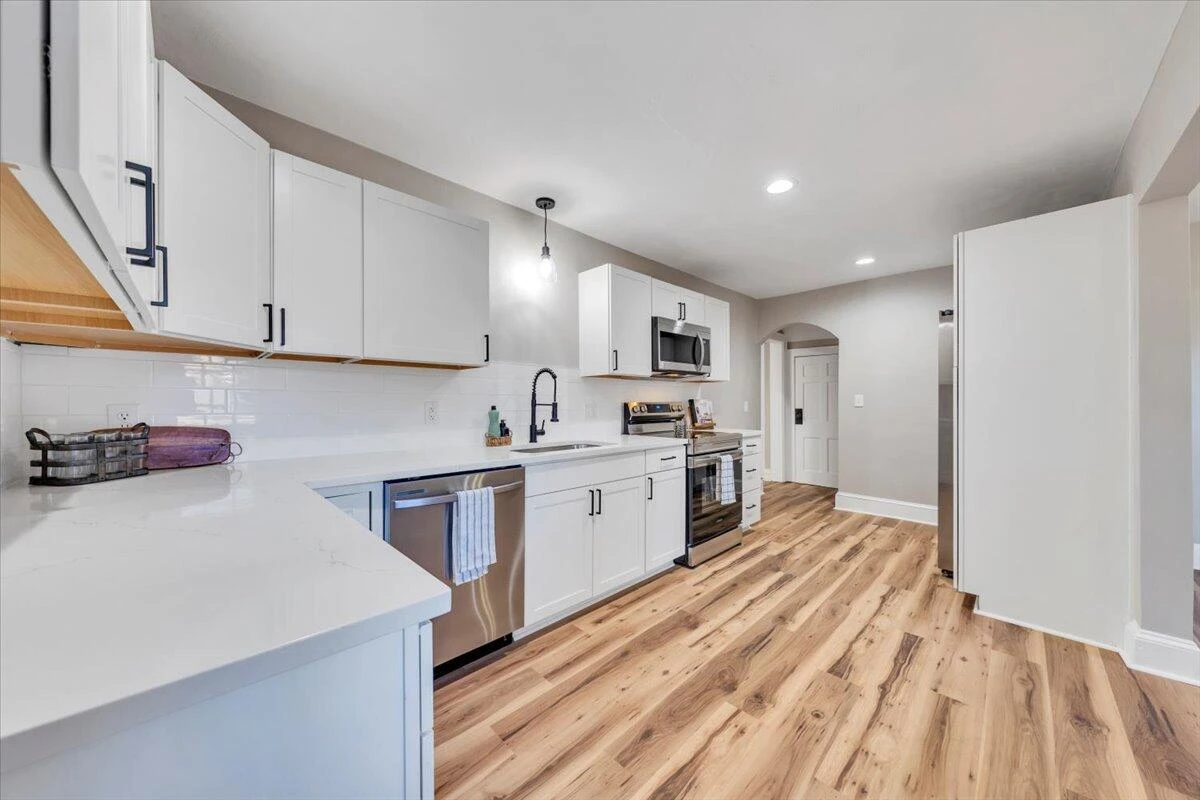 2206 Garstland DR NW - Photo 12