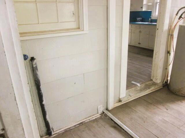 209 ROCKLAWN AVE - Photo 10