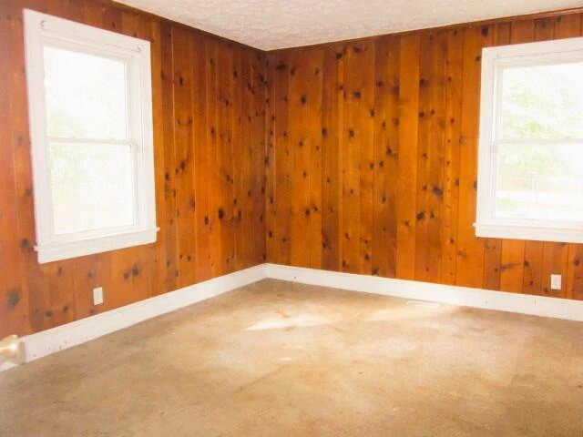 209 ROCKLAWN AVE - Photo 9
