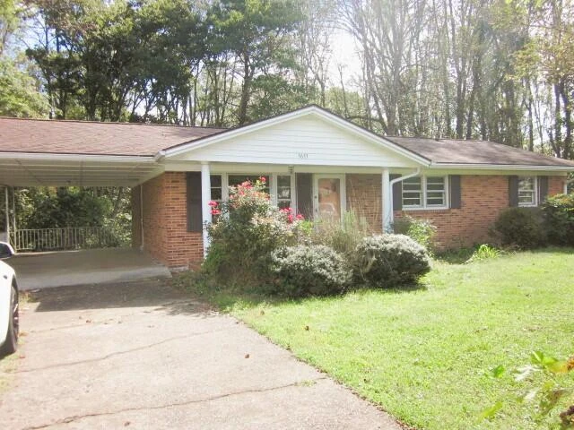 3633 LONGVIEW DR