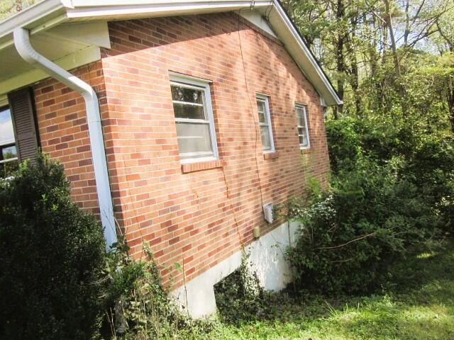 3633 LONGVIEW DR - Photo 3