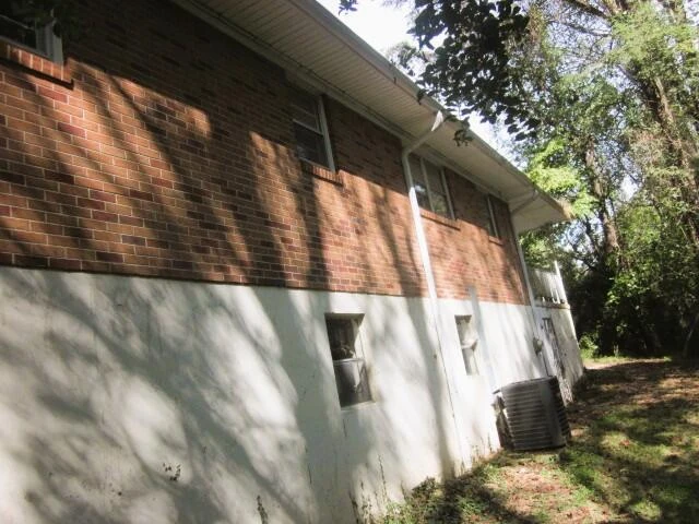 3633 LONGVIEW DR - Photo 4