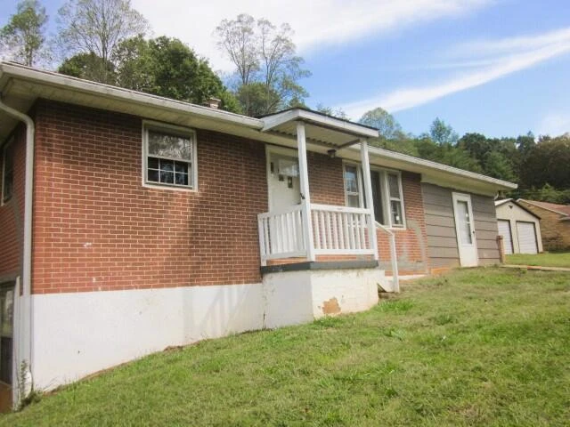 4043 HENRY RD - Photo 12