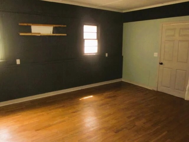 4043 HENRY RD - Photo 4
