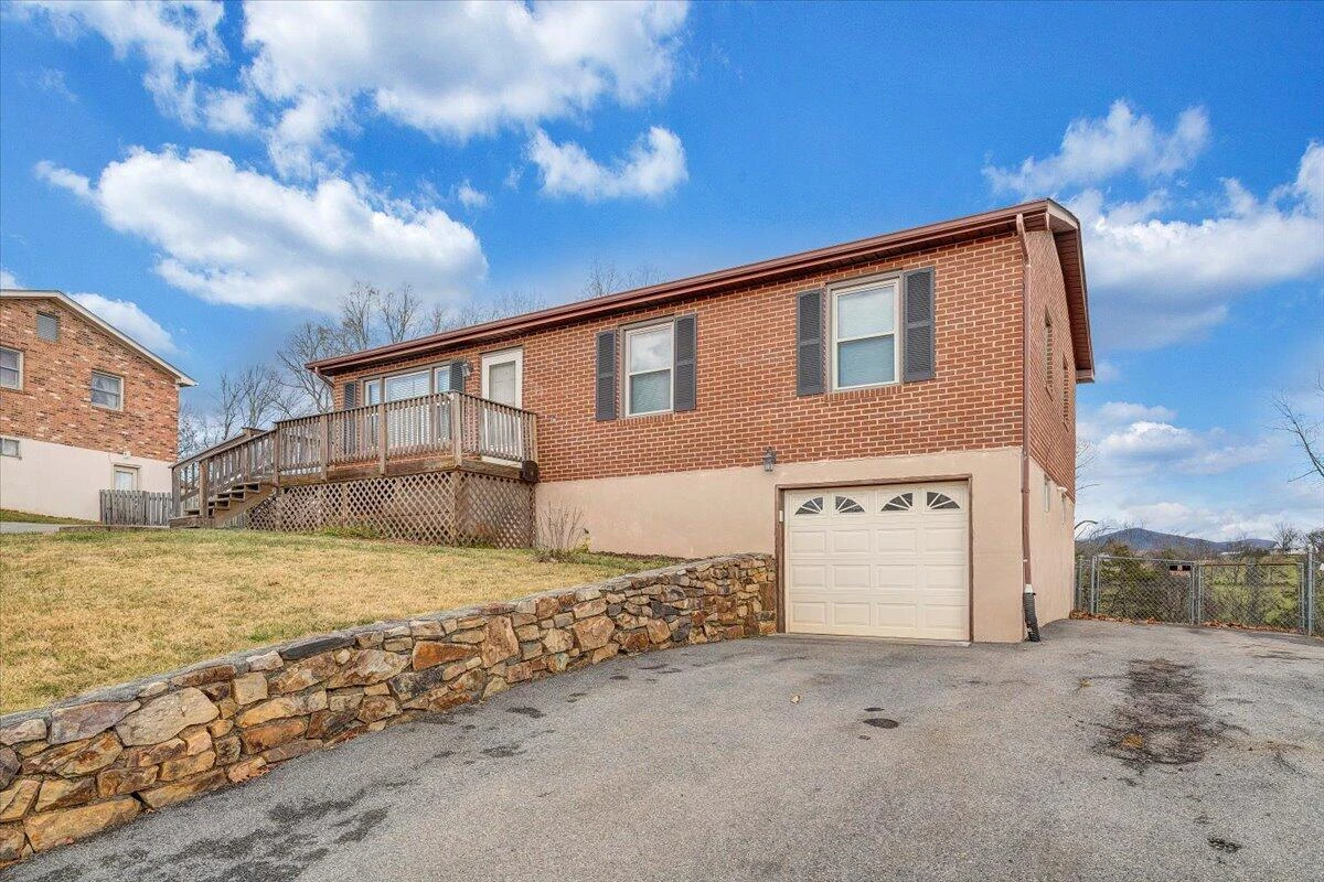 2955 Emissary DR - Photo 4