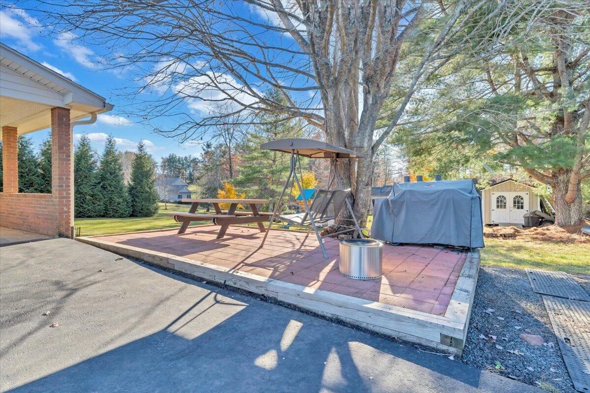 397 Commonwealth RD - Photo 25