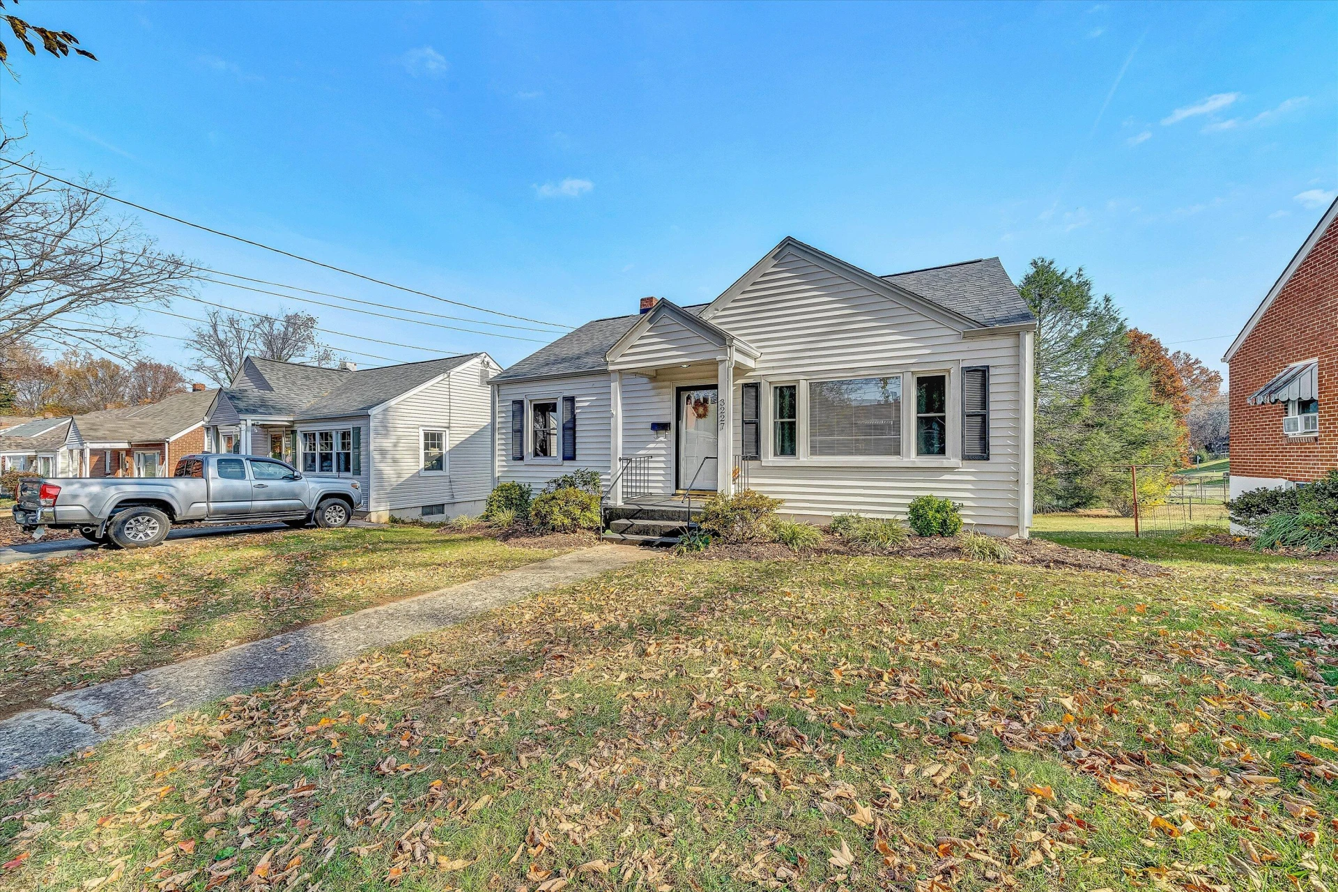 3227 Oliver RD NE - Photo 15