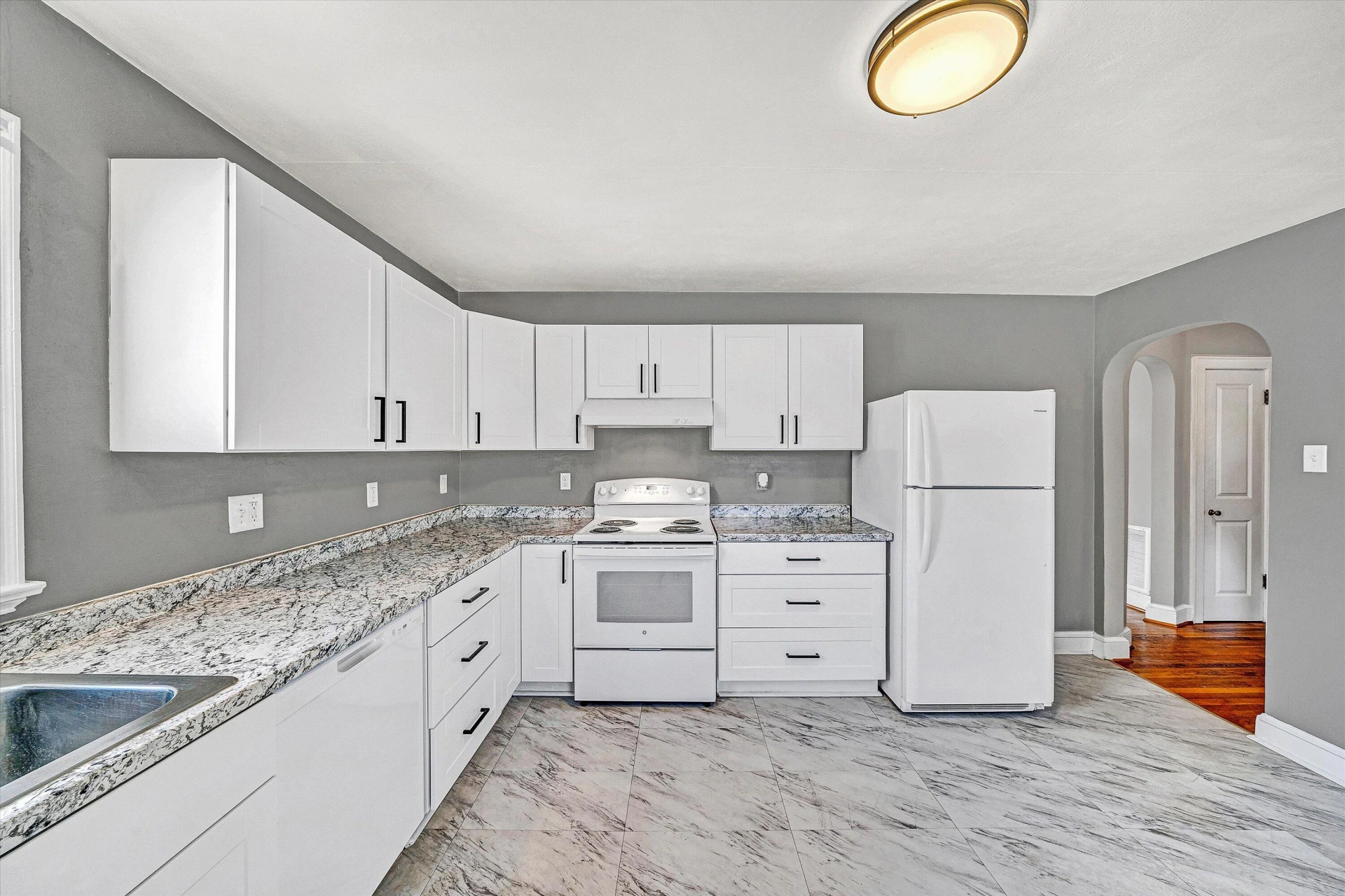 3227 Oliver RD NE - Photo 5