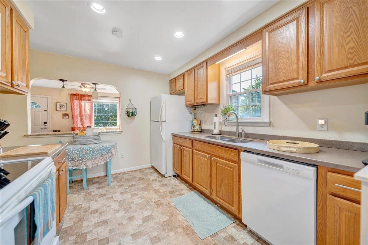 4915 Hildebrand RD NW - Photo 13