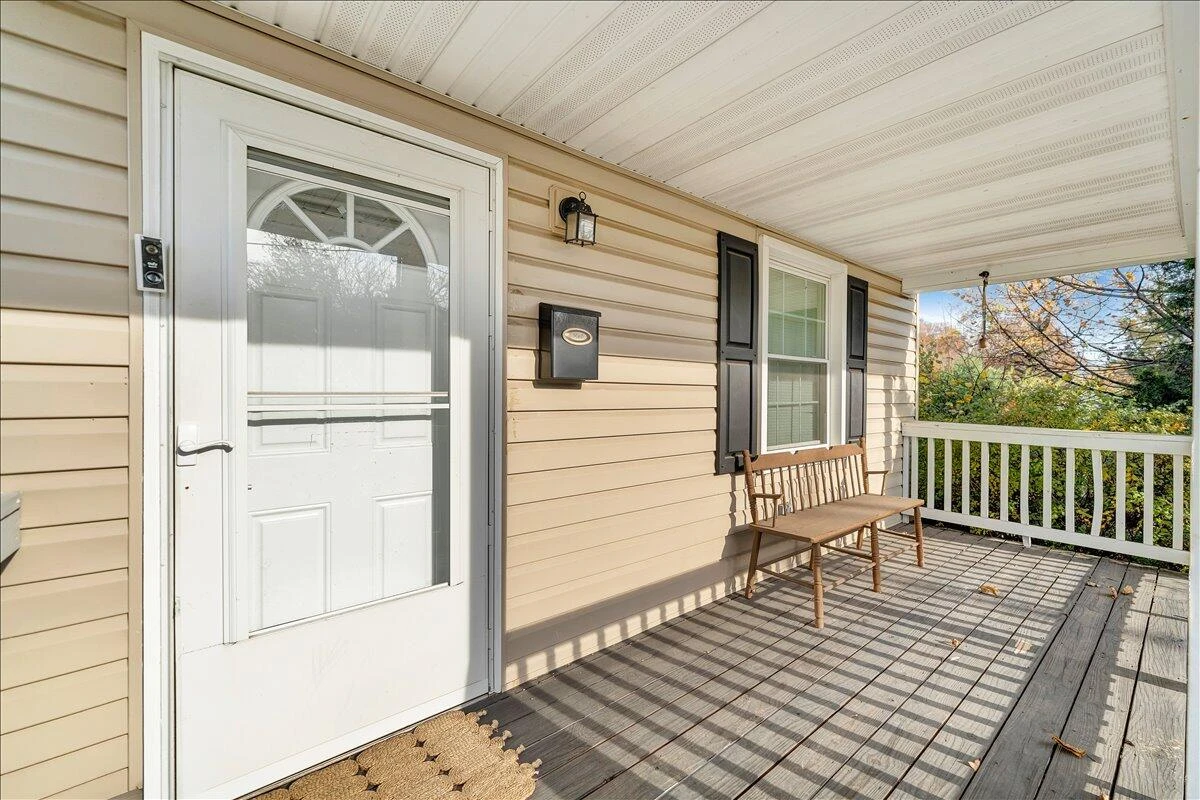 4915 Hildebrand RD NW - Photo 4