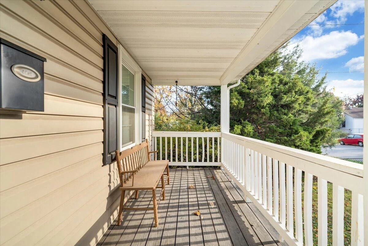 4915 Hildebrand RD NW - Photo 5
