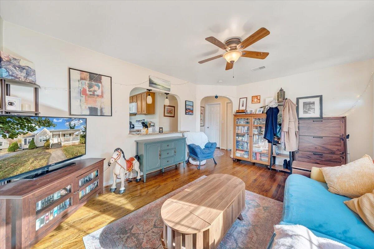 4915 Hildebrand RD NW - Photo 10