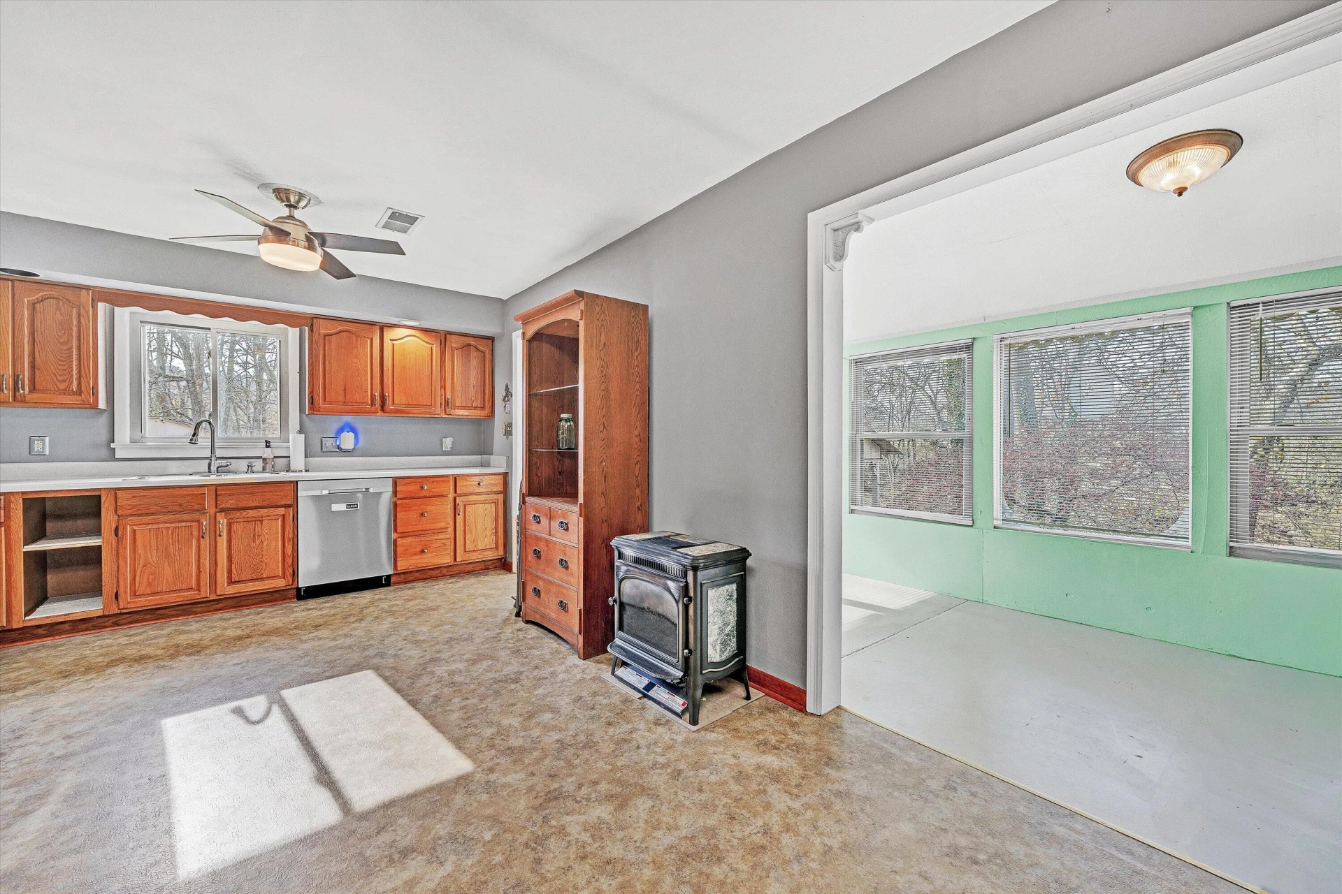 6742 Upper Craigs Creek RD - Photo 15