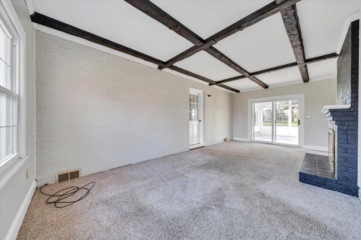 1040 BROAD HILL DR - Photo 22
