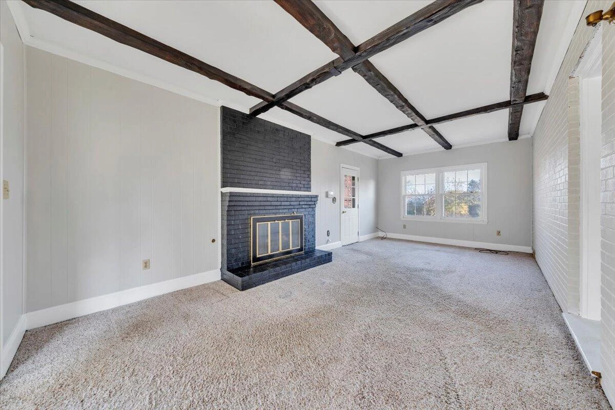 1040 BROAD HILL DR - Photo 23