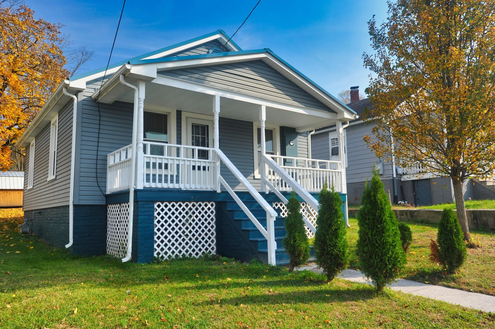 909 N POCAHONTAS AVE