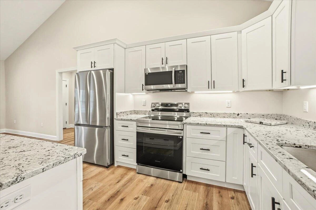 42 Belvior CIR - Photo 62