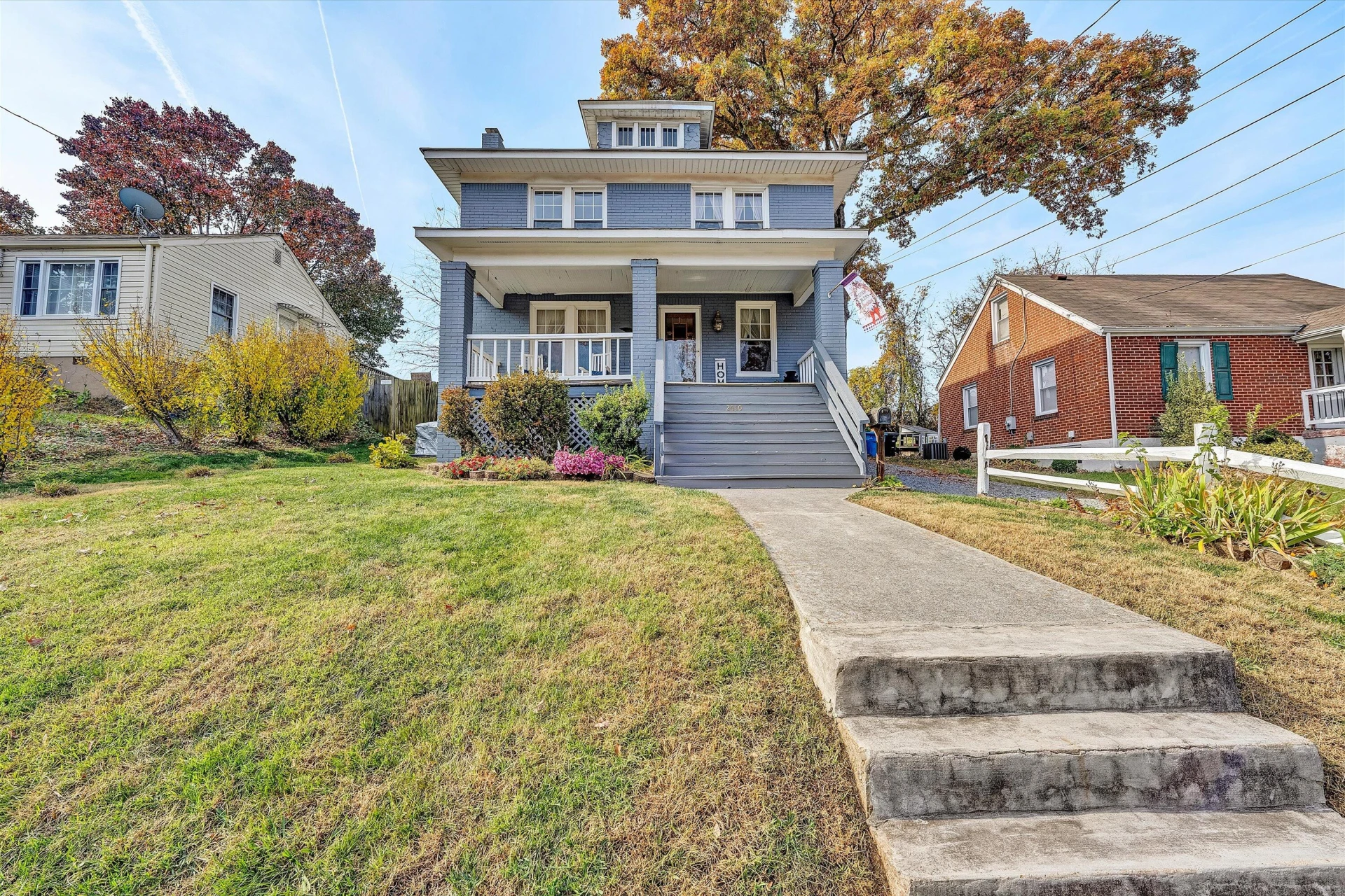 2010 Wayne ST NE - Photo 4