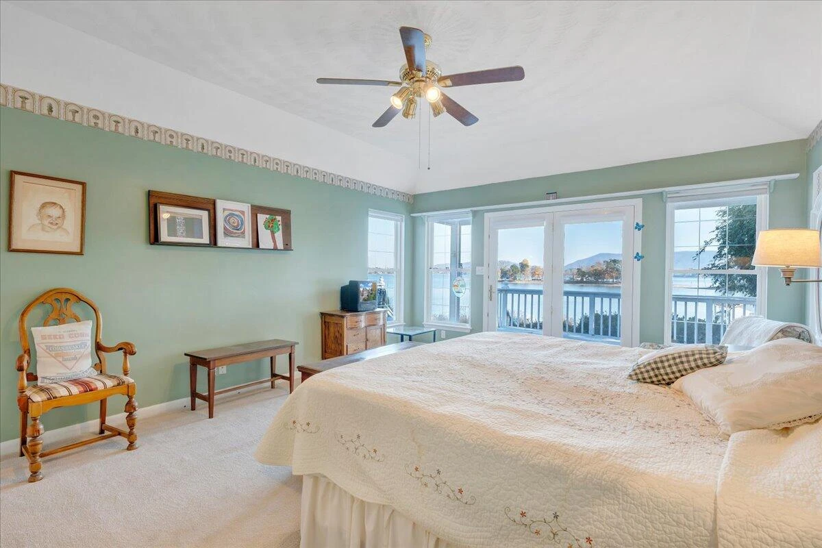 362 Carrs Point LN - Photo 14