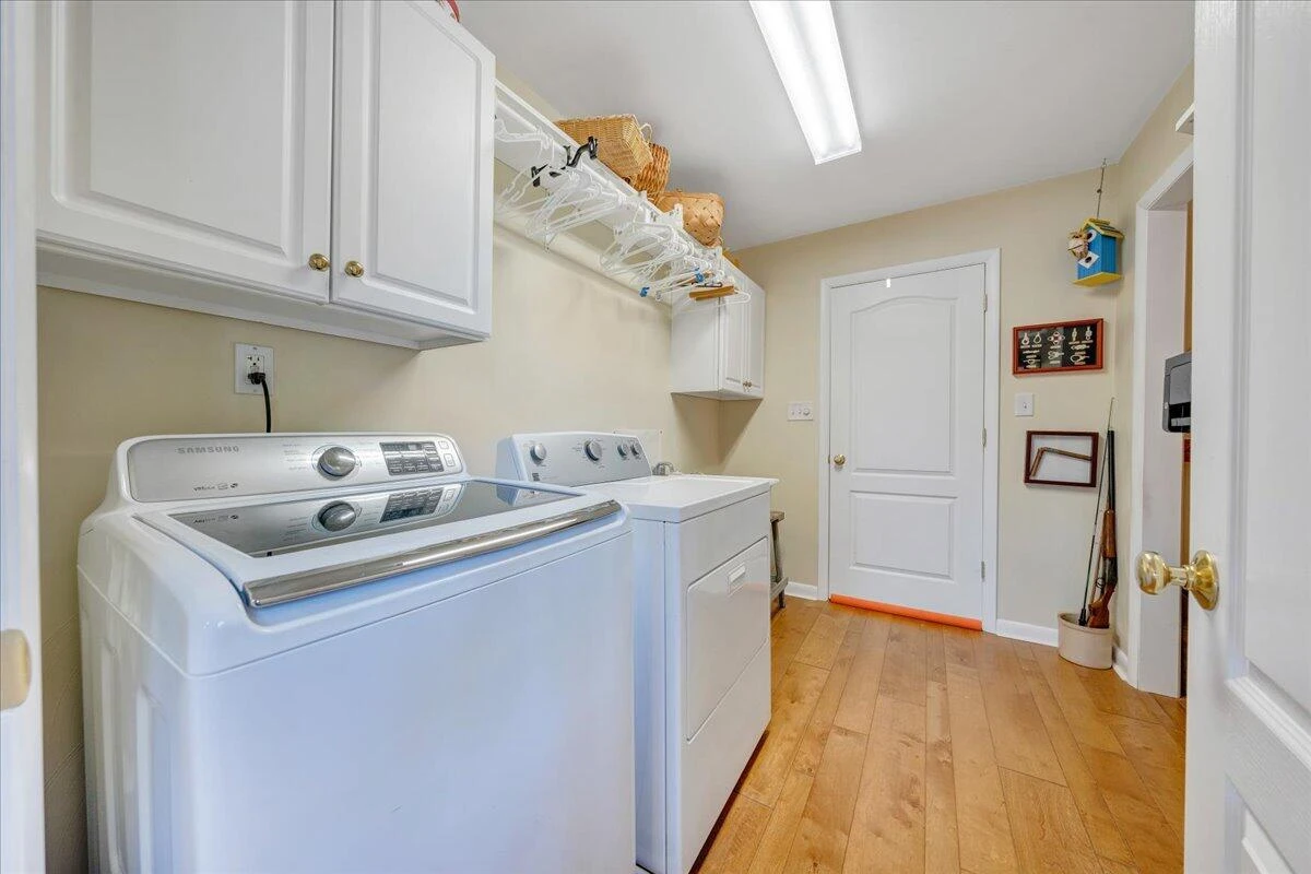 362 Carrs Point LN - Photo 19