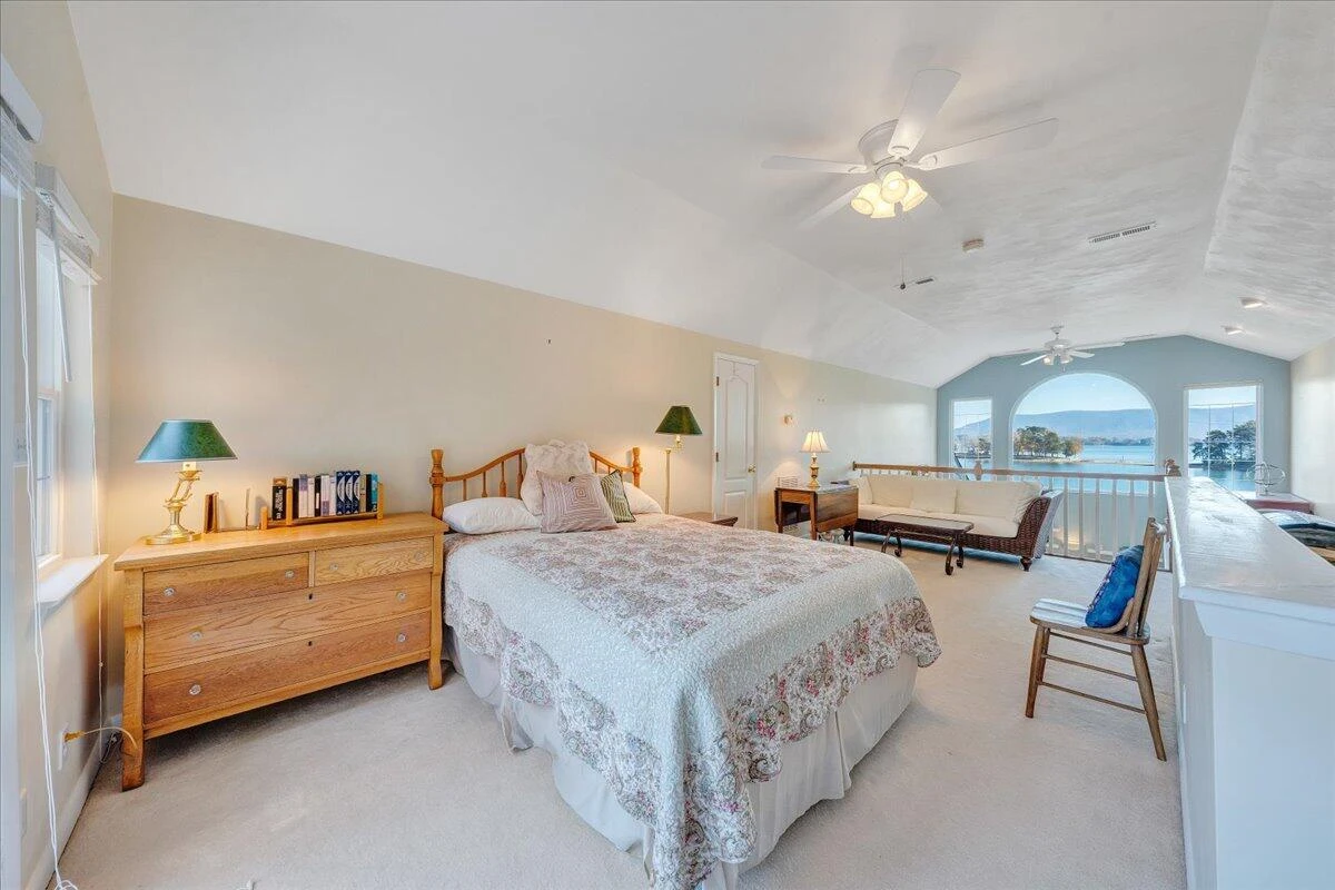 362 Carrs Point LN - Photo 28