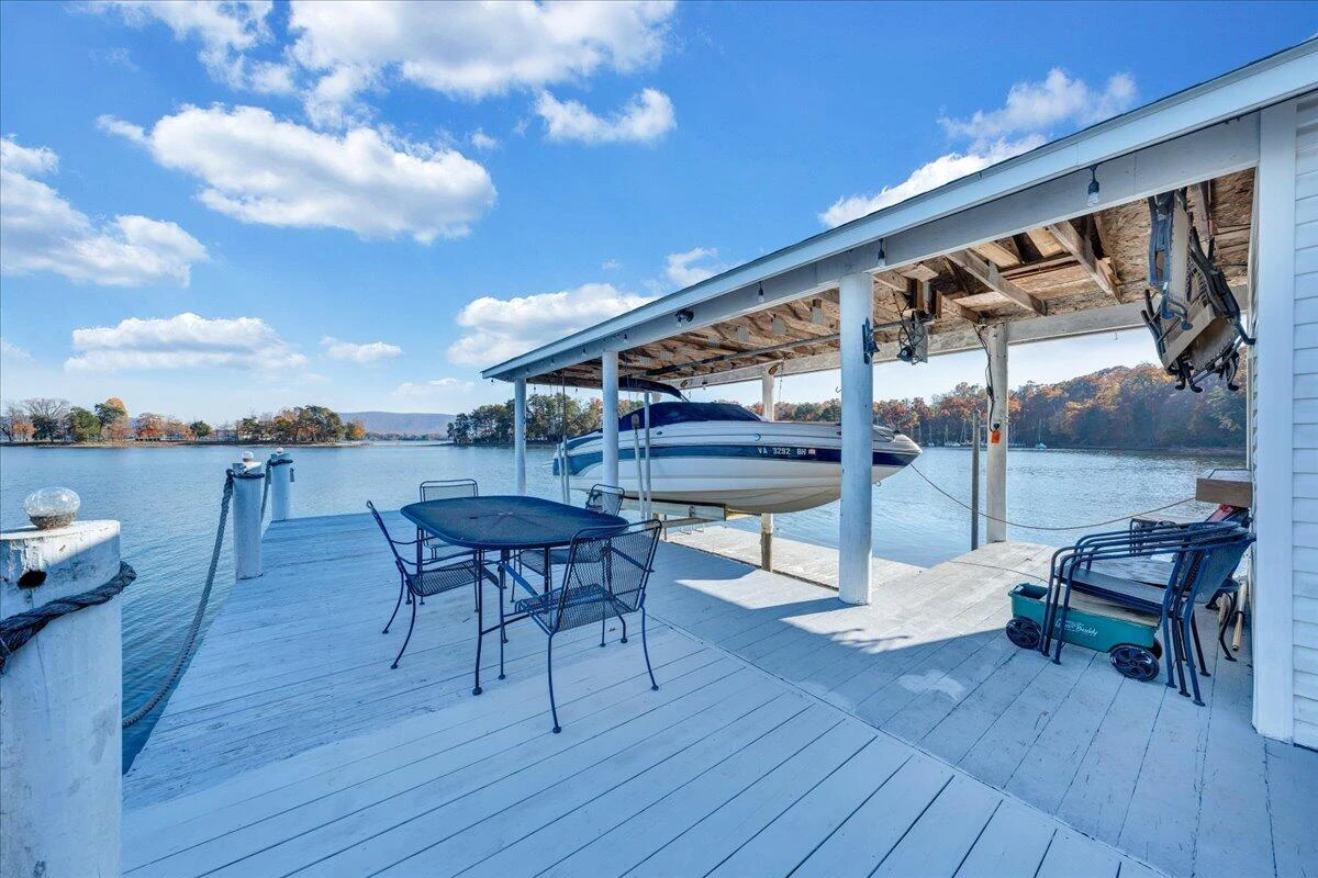 362 Carrs Point LN - Photo 40