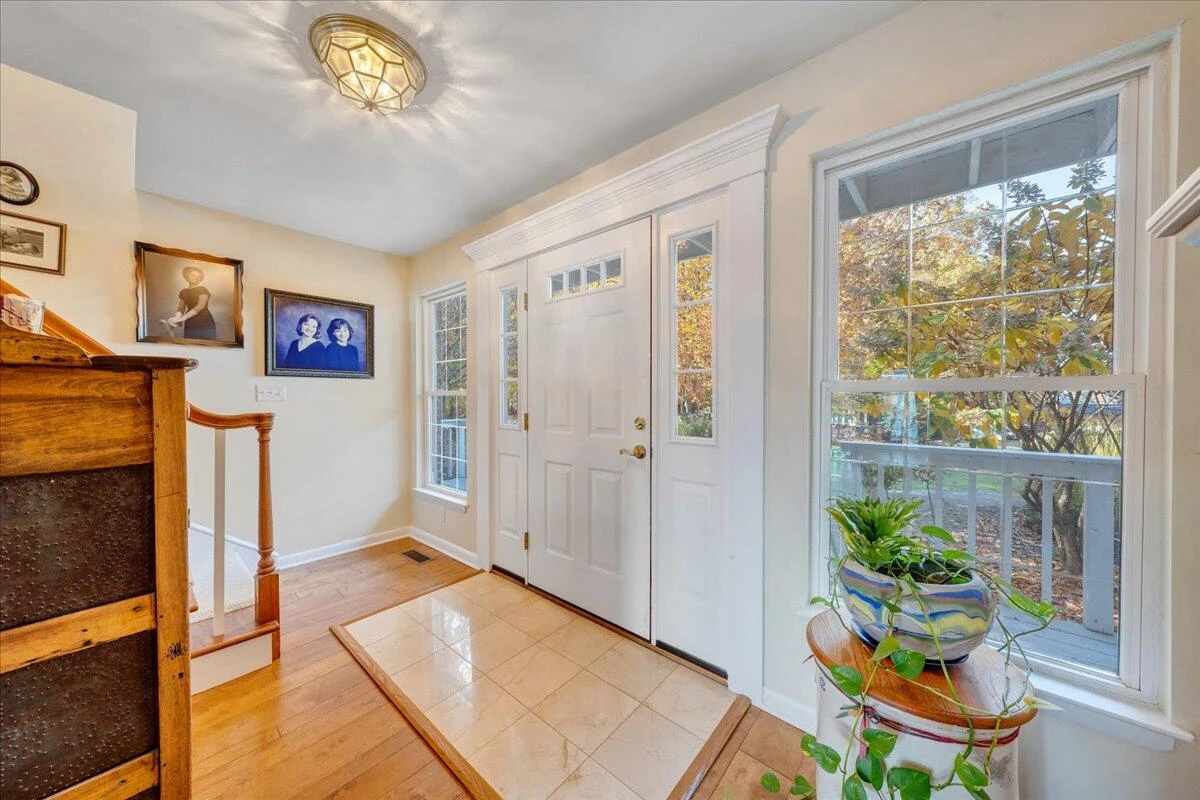 362 Carrs Point LN - Photo 6