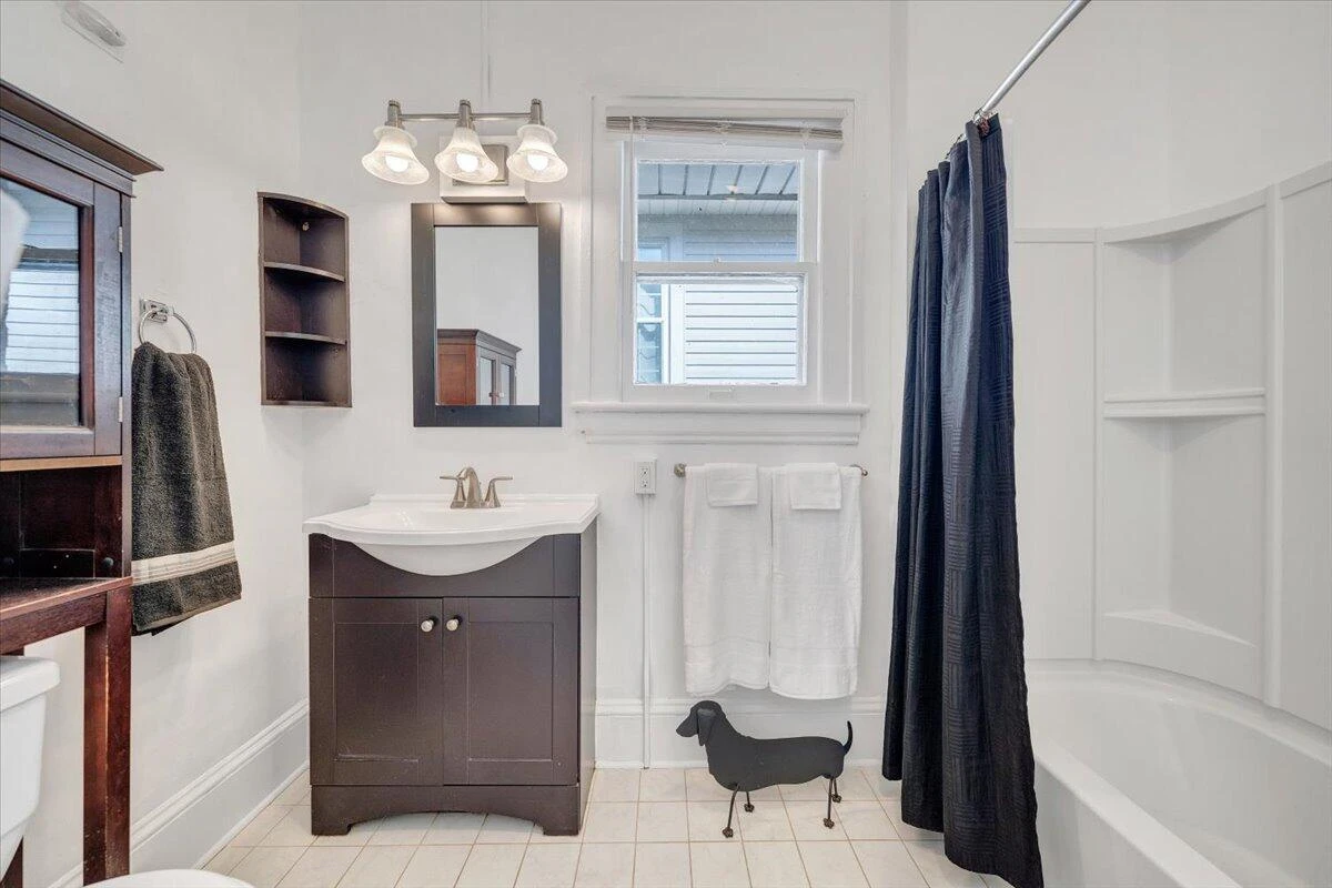1105 Montrose AVE SE - Photo 29